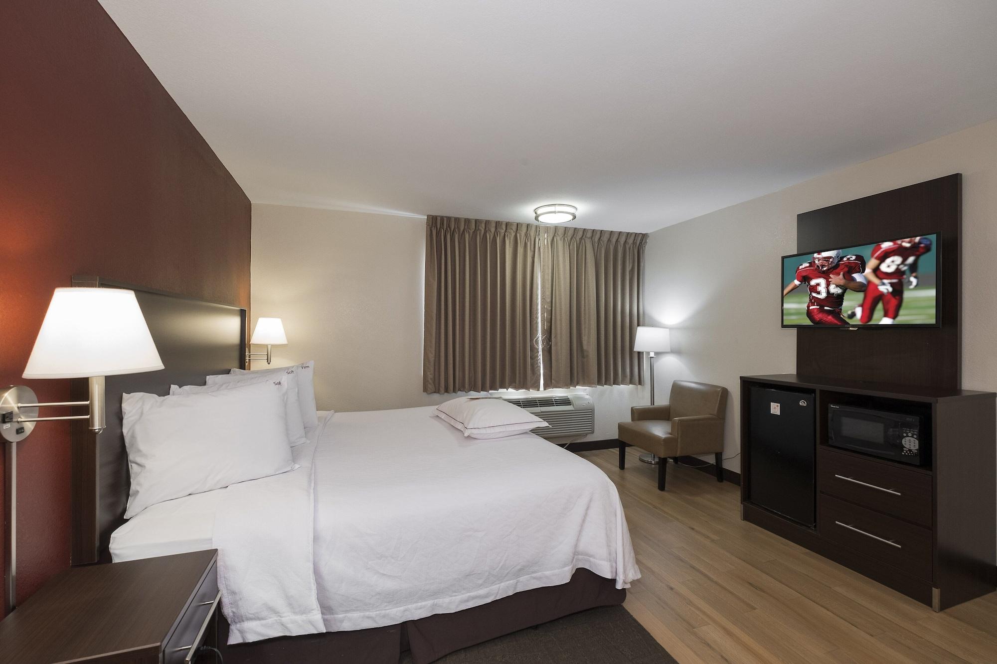 Red Roof Inn Plus+ Poughkeepsie Ngoại thất bức ảnh