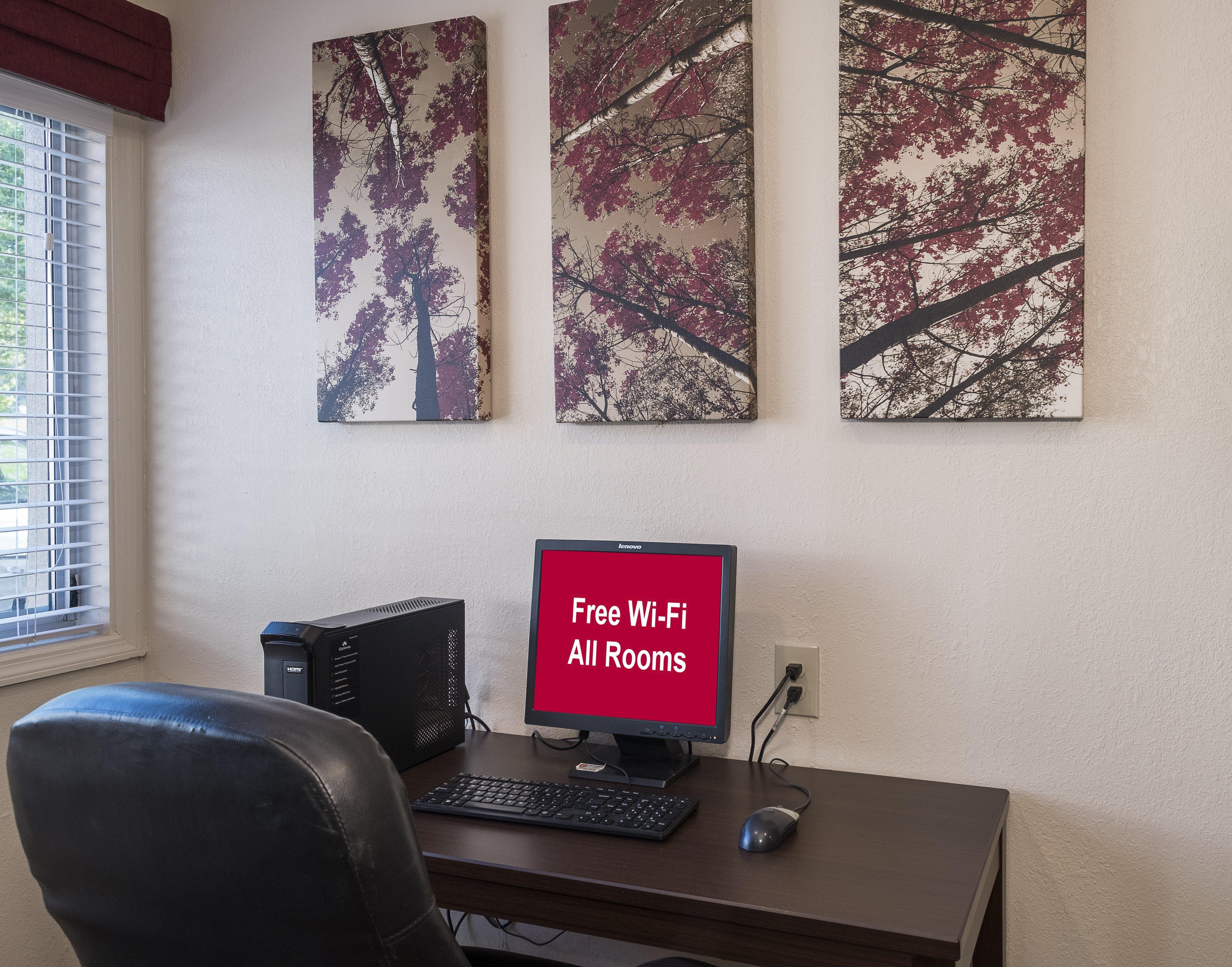 Red Roof Inn Plus+ Poughkeepsie Ngoại thất bức ảnh